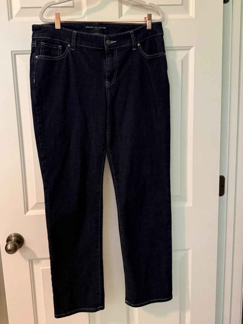 Chico's Stretch Straight Leg Denim Jeans - Size 1.5 R (Size 10)